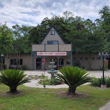 Okefenokee Pastimes Cabins And Campground Stanley Landing Buitenkant foto