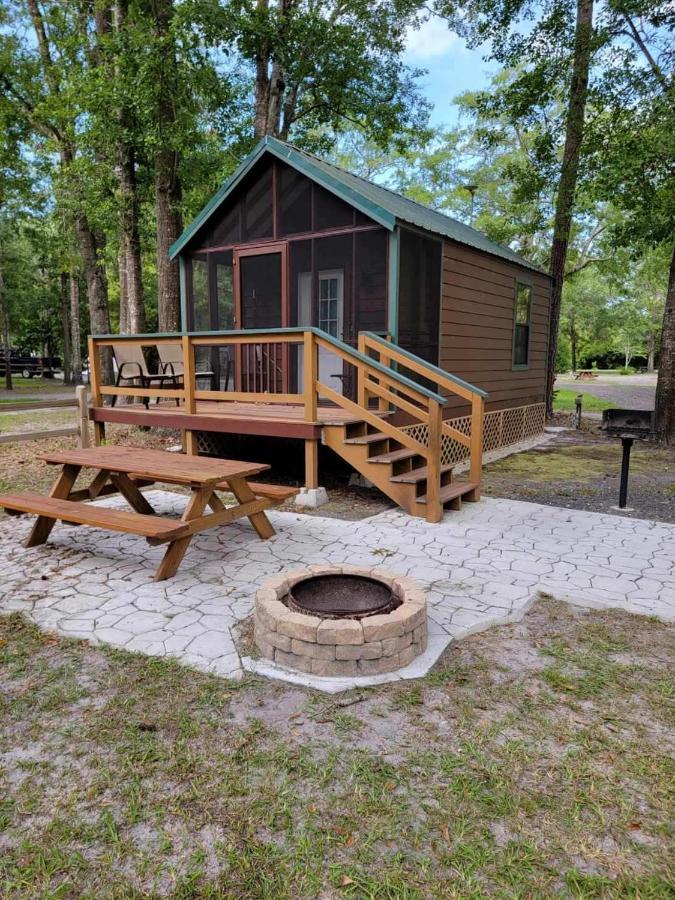 Okefenokee Pastimes Cabins And Campground Stanley Landing Buitenkant foto